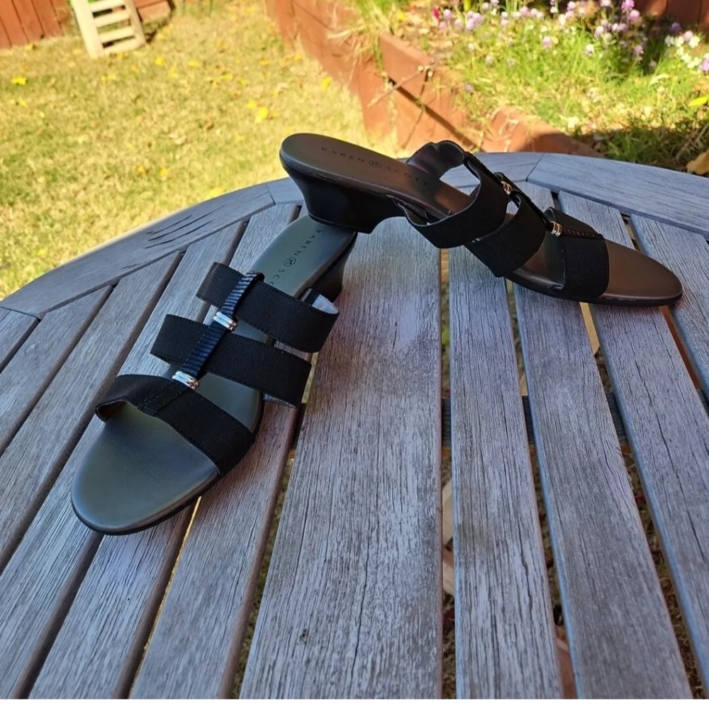 Karen Scott Kendra KS ERINN Slip on Sandals  Stretchy Shoes Womens Size 9.5 M